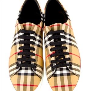 BRAND NEW BURBERRY men’s sneakers 100% authentic with tags!!!!